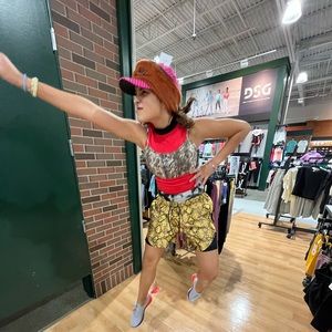 Meet your Posher, Sofia